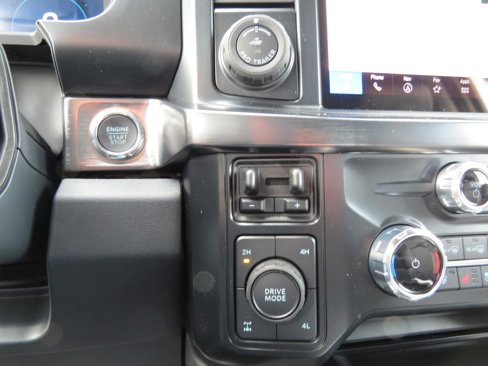 New 2025 Ford F250 Lariat w/ Lariat Ultimate Package image 29