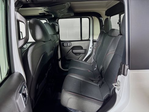 New 2025 Jeep Gladiator Rubicon image 21