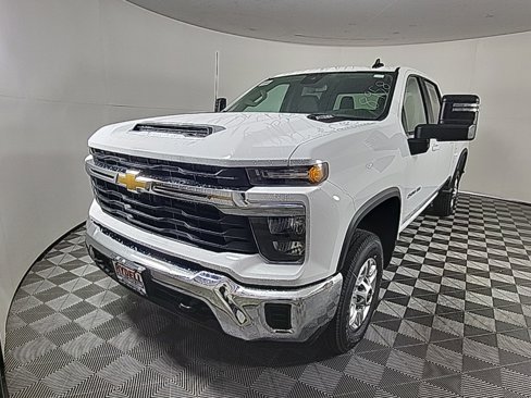 New 2026 Chevrolet Silverado 2500 LT image 4