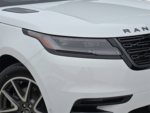 New 2026 Land Rover Range Rover Velar Dynamic SE image 32