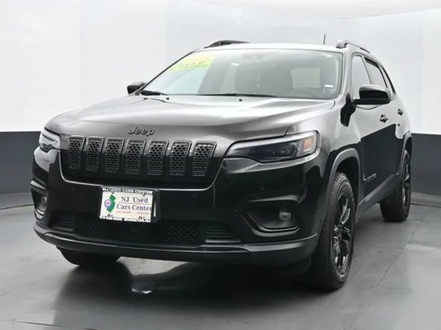 Used 2023 Jeep Cherokee Altitude Lux image 1