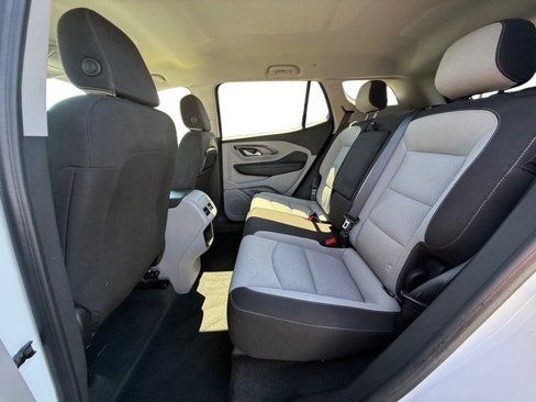 Used 2024 GMC Terrain SLE image 27