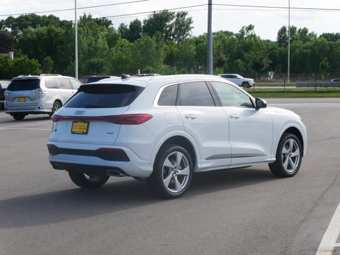 New 2025 Audi Q5 Premium Plus image 2