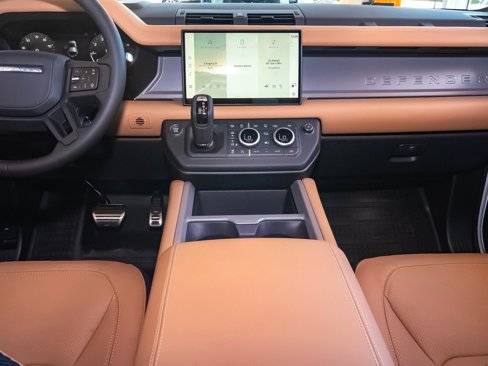 New 2025 Land Rover Defender 110 V8 image 25