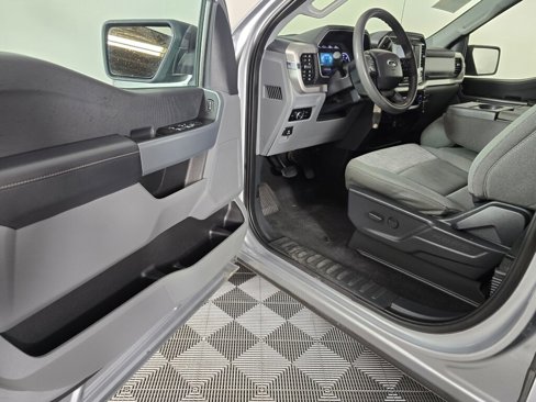 Used 2023 Ford F150 XLT image 20