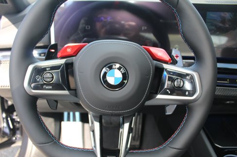 New 2026 BMW M5 w/ Executive Package image 16