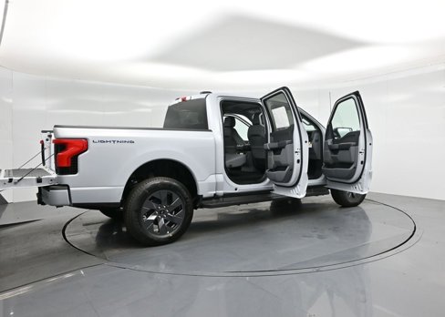 New 2025 Ford F150 Lightning XLT image 5