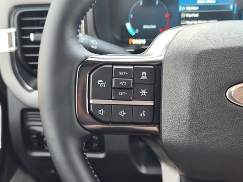 New 2026 Ford F250 Platinum image 27