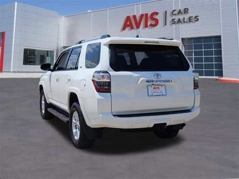 Used 2024 Toyota 4Runner SR5 Premium image 9