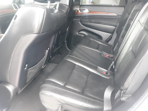 Used 2013 Jeep Grand Cherokee Limited w/ Trailer Tow Group IV image 8