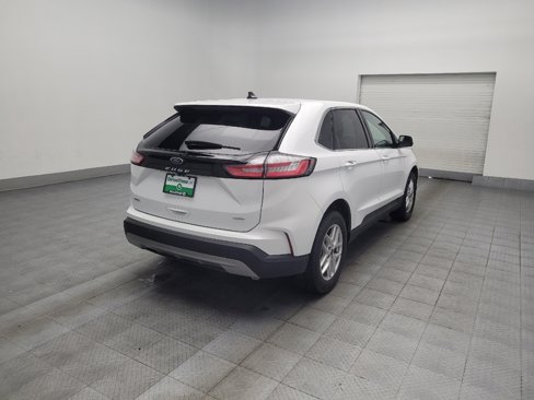 Used 2024 Ford Edge SEL image 9