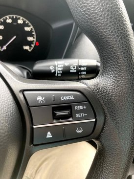 Used 2023 Honda HR-V LX image 16