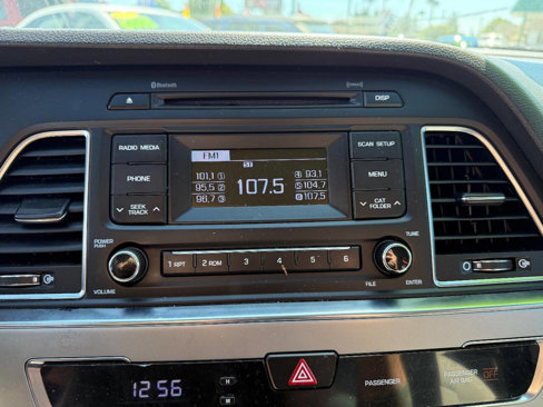 Used 2017 Hyundai Sonata SE image 17