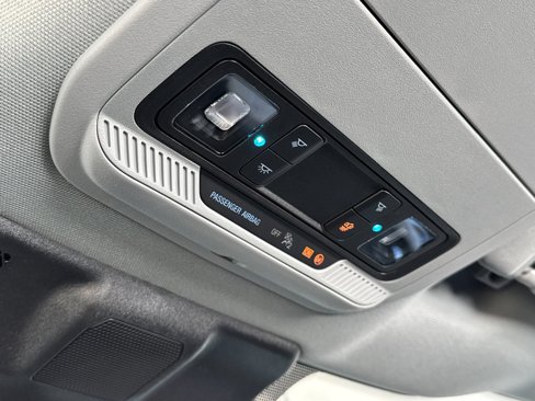 New 2025 Ford F250 XLT image 30