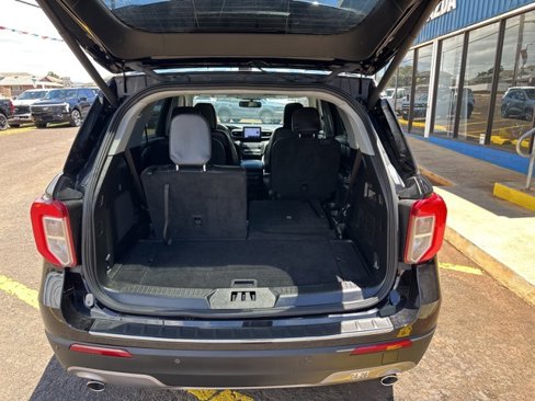 Used 2023 Ford Explorer Limited image 5