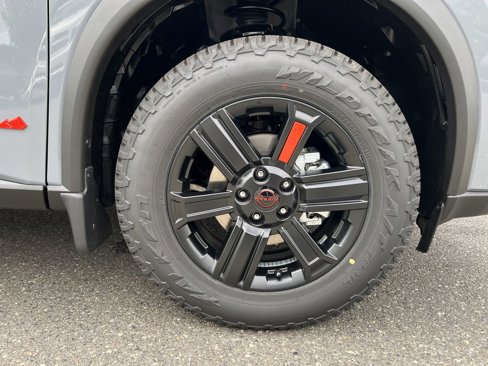 New 2026 Nissan Rogue SV image 10