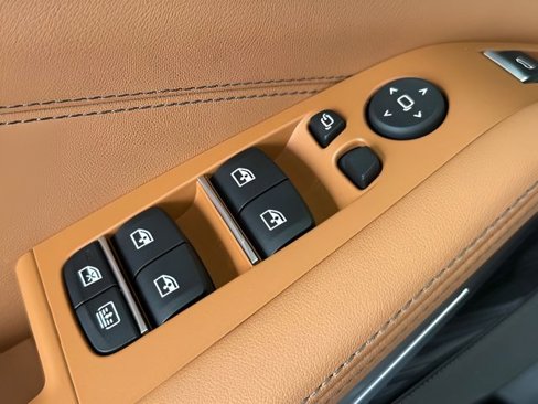 Used 2026 BMW X7 xDrive40i image 19