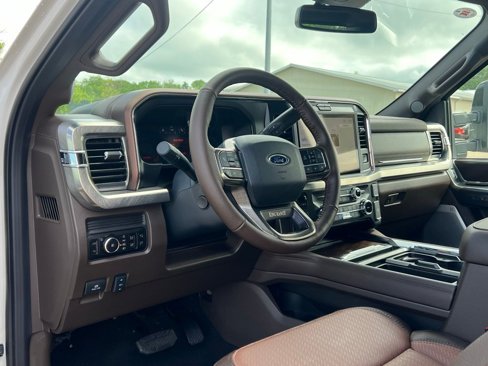 New 2025 Ford F250 King Ranch image 13