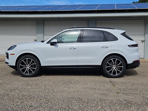 New 2026 Porsche Cayenne image 2