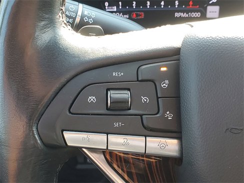 Used 2023 Cadillac Escalade Premium Luxury w/ LPO, Radiant Package image 22