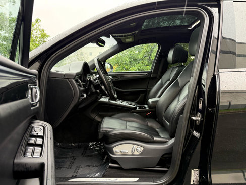 Used 2016 Porsche Macan S image 15