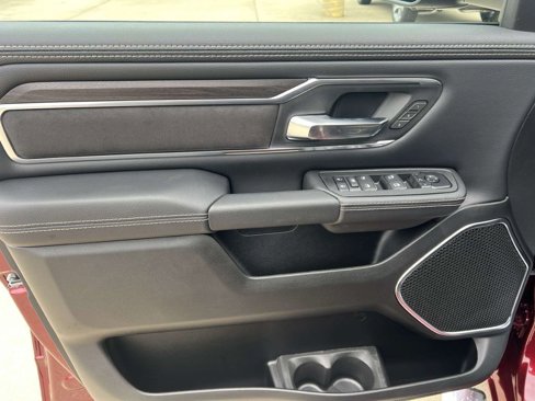 New 2025 RAM 1500 Laramie image 9