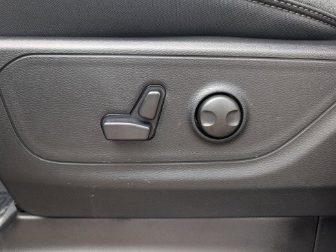 New 2025 RAM 1500 4x4 Crew Cab image 20