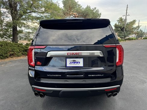 Used 2022 GMC Yukon XL Denali image 6