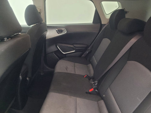 Used 2023 Kia Soul LX w/ LX Technology Package image 18