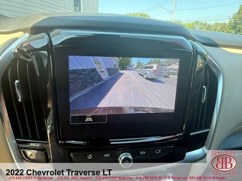 Used 2022 Chevrolet Traverse LT image 20