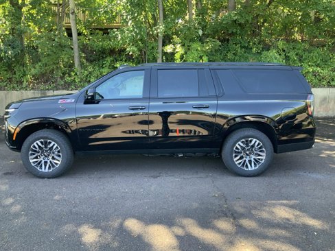 New 2026 Chevrolet Suburban Z71 w/ Comfort Package image 4