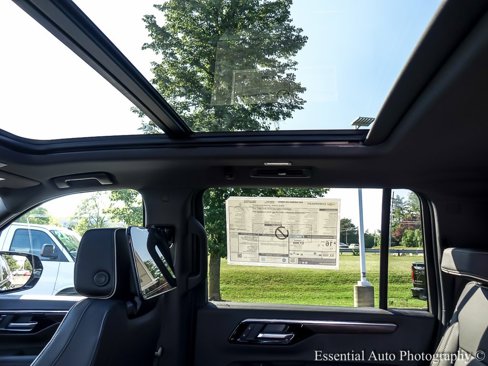 New 2026 Chevrolet Suburban Premier image 13