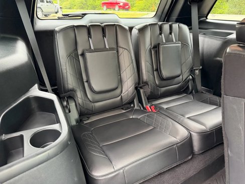 Used 2019 Ford Explorer Platinum image 51