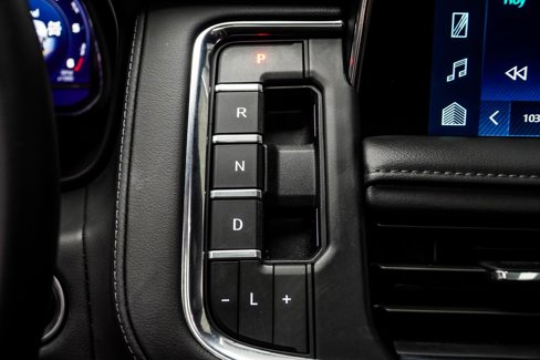 Used 2024 Chevrolet Tahoe Z71 w/ Luxury Package image 19