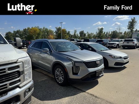 Used 2024 Cadillac XT4 Premium Luxury image 1