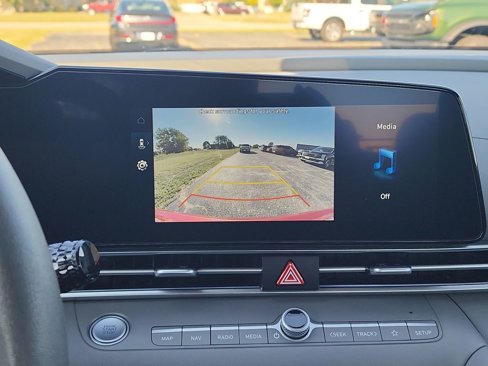 Certified 2024 Hyundai Elantra SEL image 26