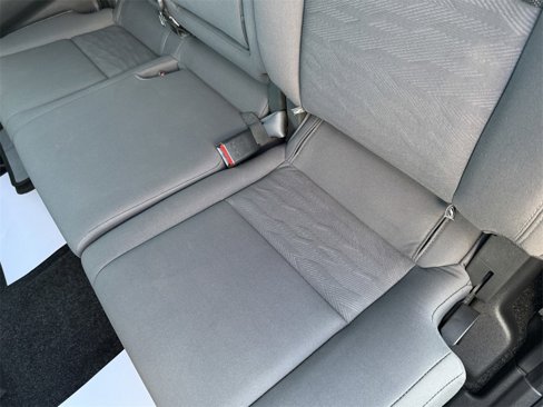 Used 2022 Nissan Frontier SV w/ Technology Package image 33