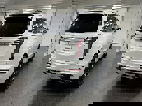 Certified 2022 Cadillac XT6 Sport w/ Technology Package image 5