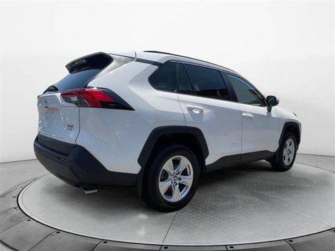 Used 2021 Toyota RAV4 XLE image 5