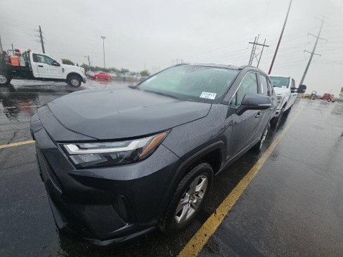 Used 2025 Toyota RAV4 XLE w/ Convenience Package image 1