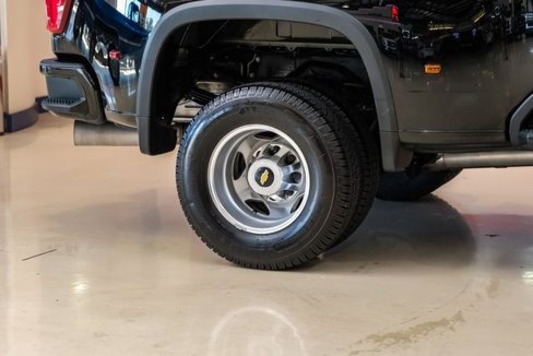 Used 2022 Chevrolet Silverado 3500 High Country w/ Safety Package II image 52