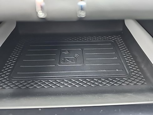 New 2025 Bentley Bentayga image 28