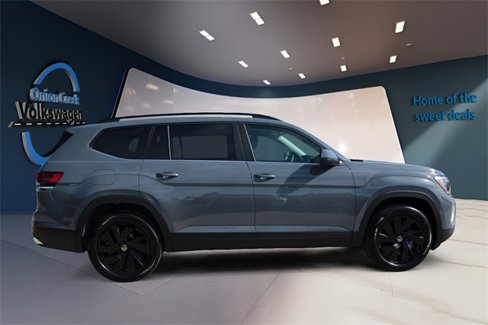 New 2026 Volkswagen Atlas SE image 4