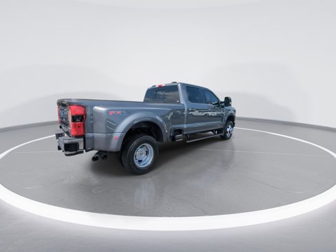 Used 2024 Ford F350 Lariat w/ Lariat Ultimate Package image 8