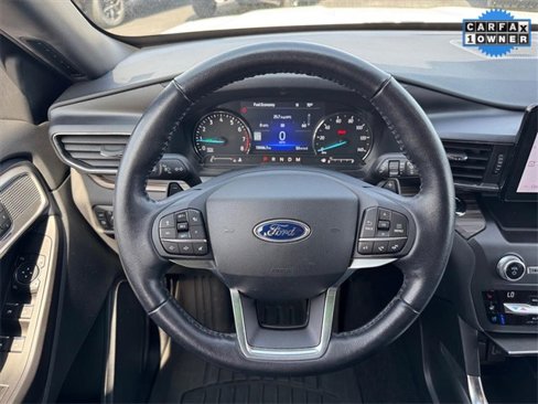 Used 2020 Ford Explorer Limited w/ Hybrid Equipment Group 310A image 13