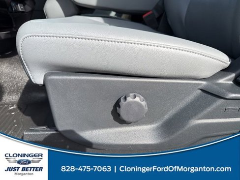 New 2025 Ford F550 4x4 Regular Cab Super Duty image 15