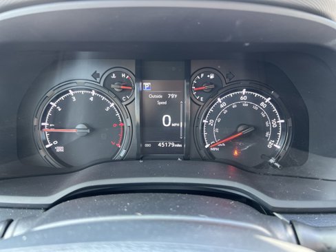 Used 2024 Toyota 4Runner SR5 image 17