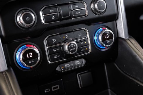 Used 2022 GMC Yukon XL SLE w/ Gmc Pro Safety Plus Package image 25