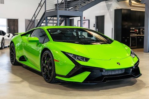 Used 2023 Lamborghini Huracan Tecnica image 3