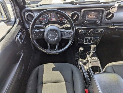 Used 2020 Jeep Wrangler Unlimited Sport image 16